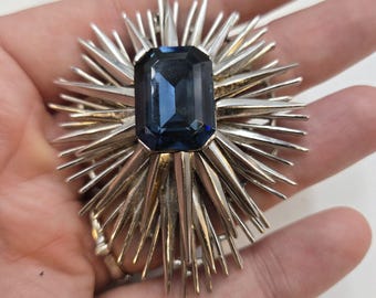 Vintage Crown Trifari Atomic Starburst Pendant Silver Tone Deep Blue Glass