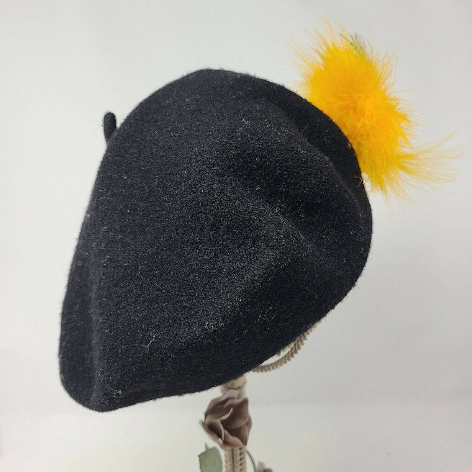 Vintage Yellow Feather Womens Black 100% Wool Basque Beret 