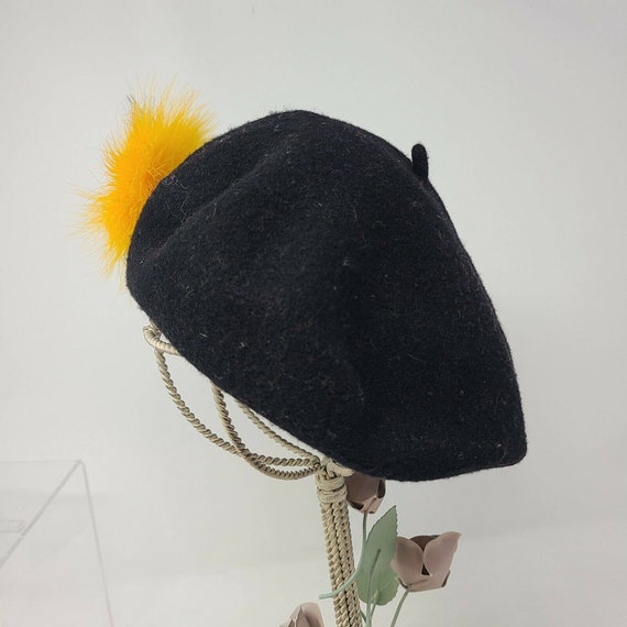 Vintage Yellow Feather Womens Black 100% Wool Bas… - image 3