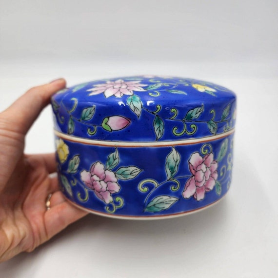Vintage Ceramic Chinoiserie Blue Large Jewelry Tr… - image 2