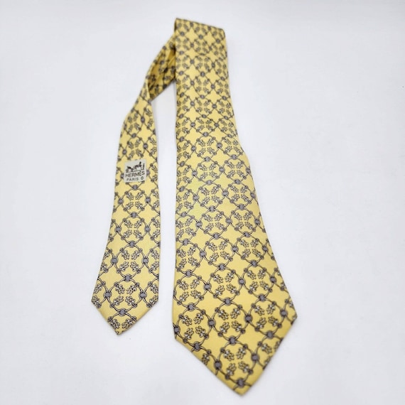 Vintage Genuine Hermès 100% Silk Tie Soft Yellow Blue Geometric