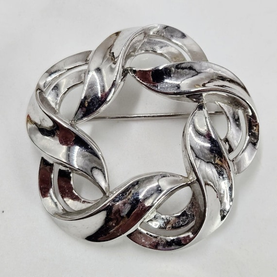 Vintage Crown Trifari 1960's Silver Tone Twisted … - image 1