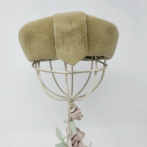 Vintage 50s 60s Beige Taupe Square Pillbox Hat France Taylored Junior B 22&quot;