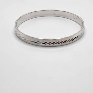 Vintage Monet Etched Bangle Bracelet Silver Tone Signed Sz Medium Classic 7.75&quot;