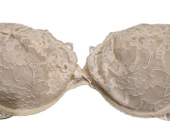 Sujetador vintage de los 80 de Victoria's Secret, talla 36D, color crema marfil, encaje, con aros y relleno.