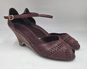 Zapatos de tacón vintage raros de 9 West, color marrón, con puntera abierta, talla 10, estilo boho hippie de los años 70.