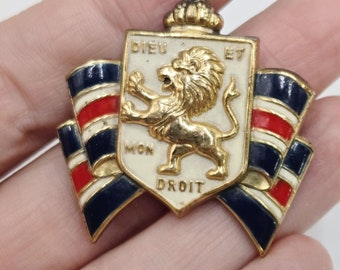 Accessocraft Patriotic Coat of Arms WWII British War Relief 