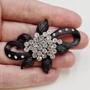 Vintage Clear Rhinestone Black Japanned Flower Brooch Flower Bling