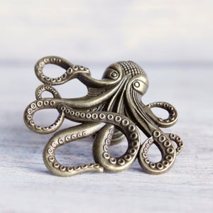 Octopus Drawer knobs in Brass - Octopus Cabinet knobs in Brass for Beach Decor - Animal Shaped Knobs Coastal Decor