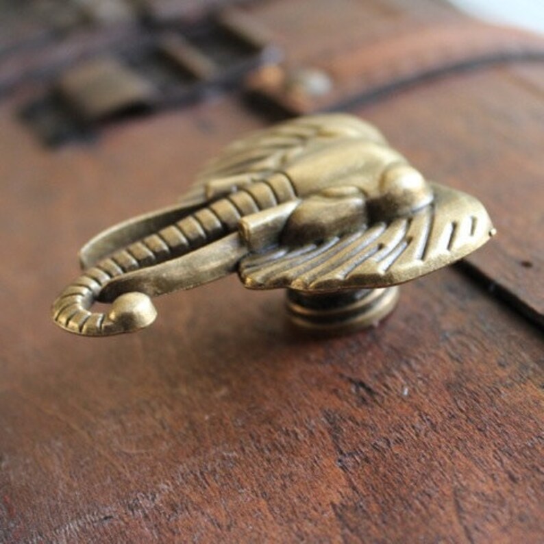Elephant cabinet knobs furniture knobs with Elephant in Brass Metal Elephant Drawer knobs