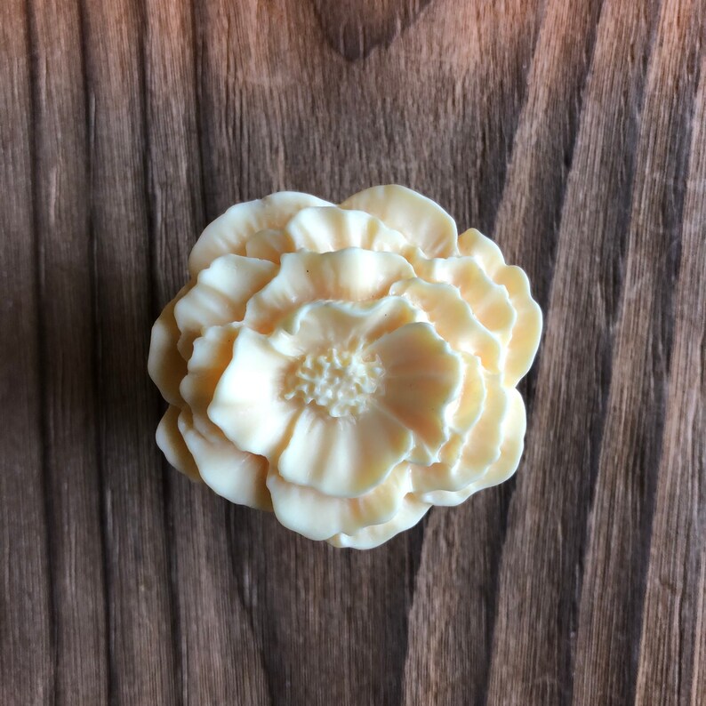 Large Poppy Flower Drawer Knobs In Butter Yellow Cabinet Etsy