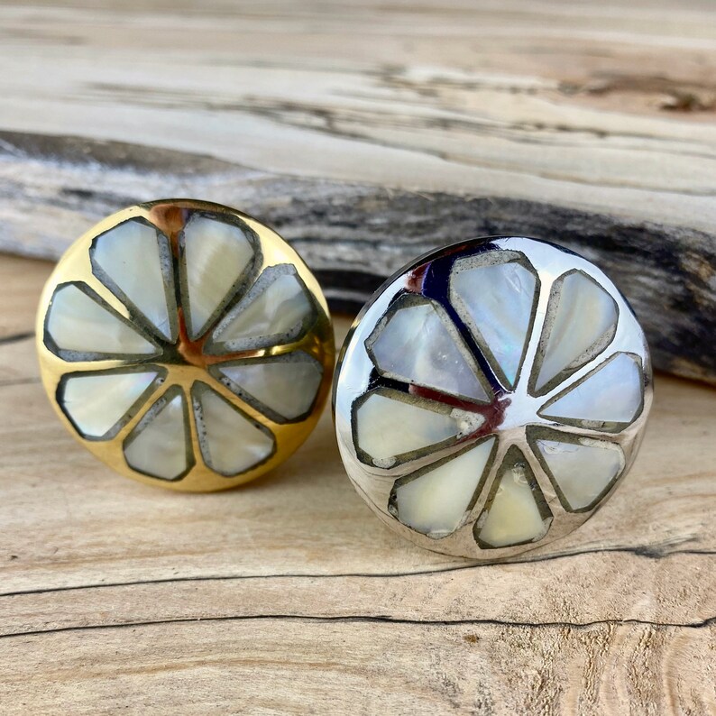 Pearl Cabinet Knobs with a daisy Pattern in Gold or Silver on Spalted Maple wood