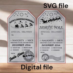 Kerstboomornament, cadeau van de kerstman Kerstcadeaulabel, Santa's Helper cadeaulabel, houten kouslabel, kerstcadeaus kinderen, SVG-cadeaus