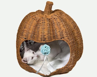Pumpkin Shape Rattan Pet House Halloween Decor Handmade Wicker Cat Bed Natural Wood Cat House Cat Basket Cat Woven Bed Indoor Pet Furniture