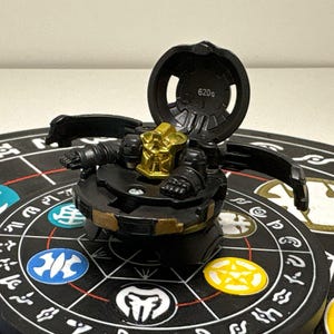 Bakugan Hammer Gorem 620G Bronze Attack Bakugold Tan Subterra B2 Battle Brawlers RARE - Fast Shipping