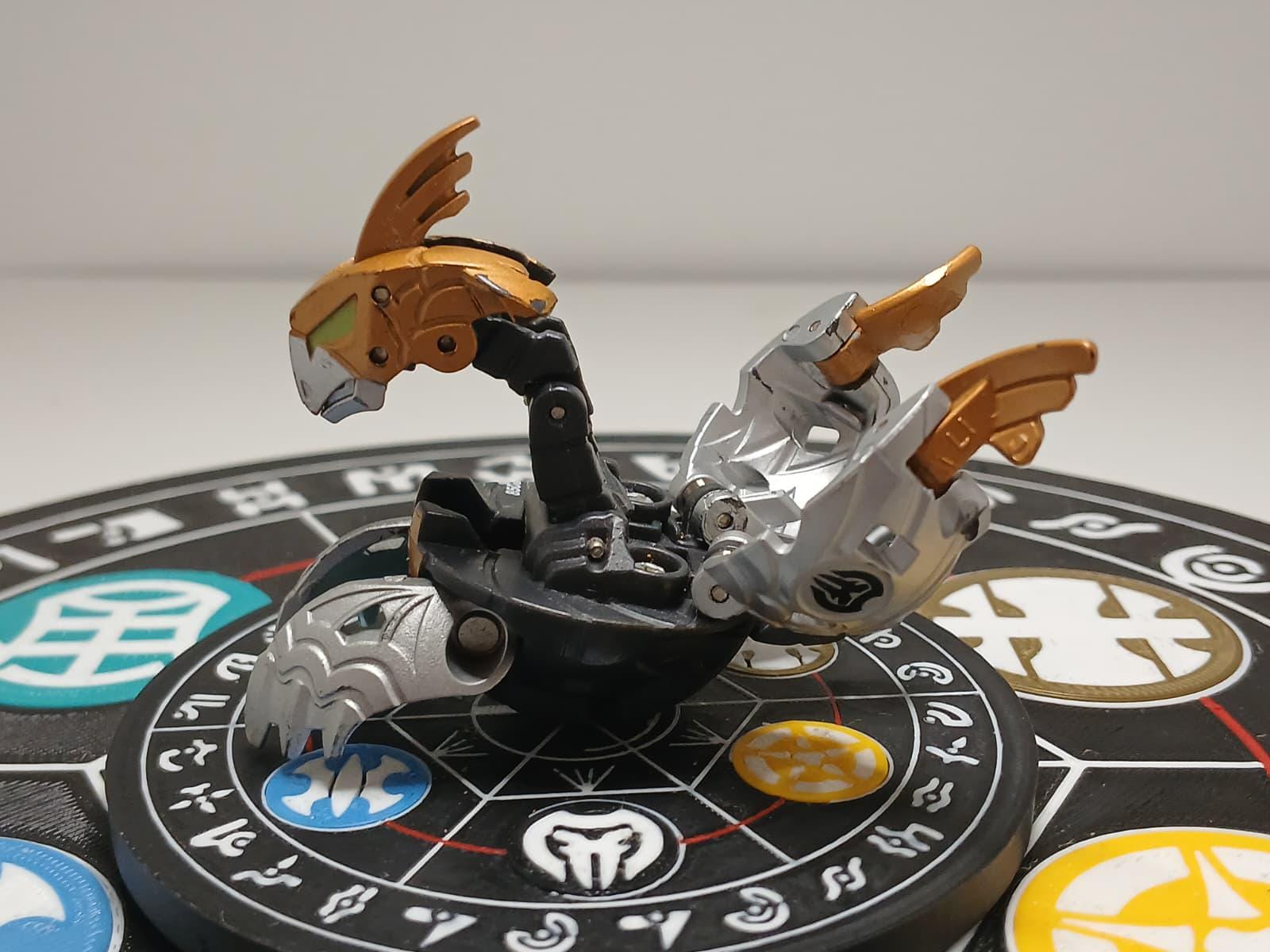 Figurines Bakugan Mechtanium Surge - Bakufusion Bakugold Darkus Radizen Et Roxtor - Bandai (Occasion)