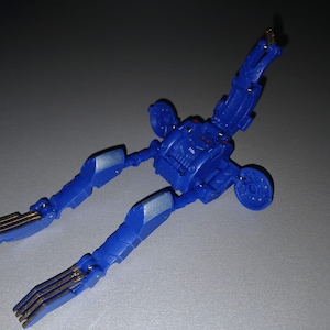 Bakugan Battle Gear Aquos Gigarth 110g Rare Gundalian Invaders