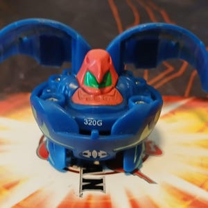 Bakugan Battle Brawlers Blue Aquos Ravenoid 500g RARE - FAST SHIPPING
