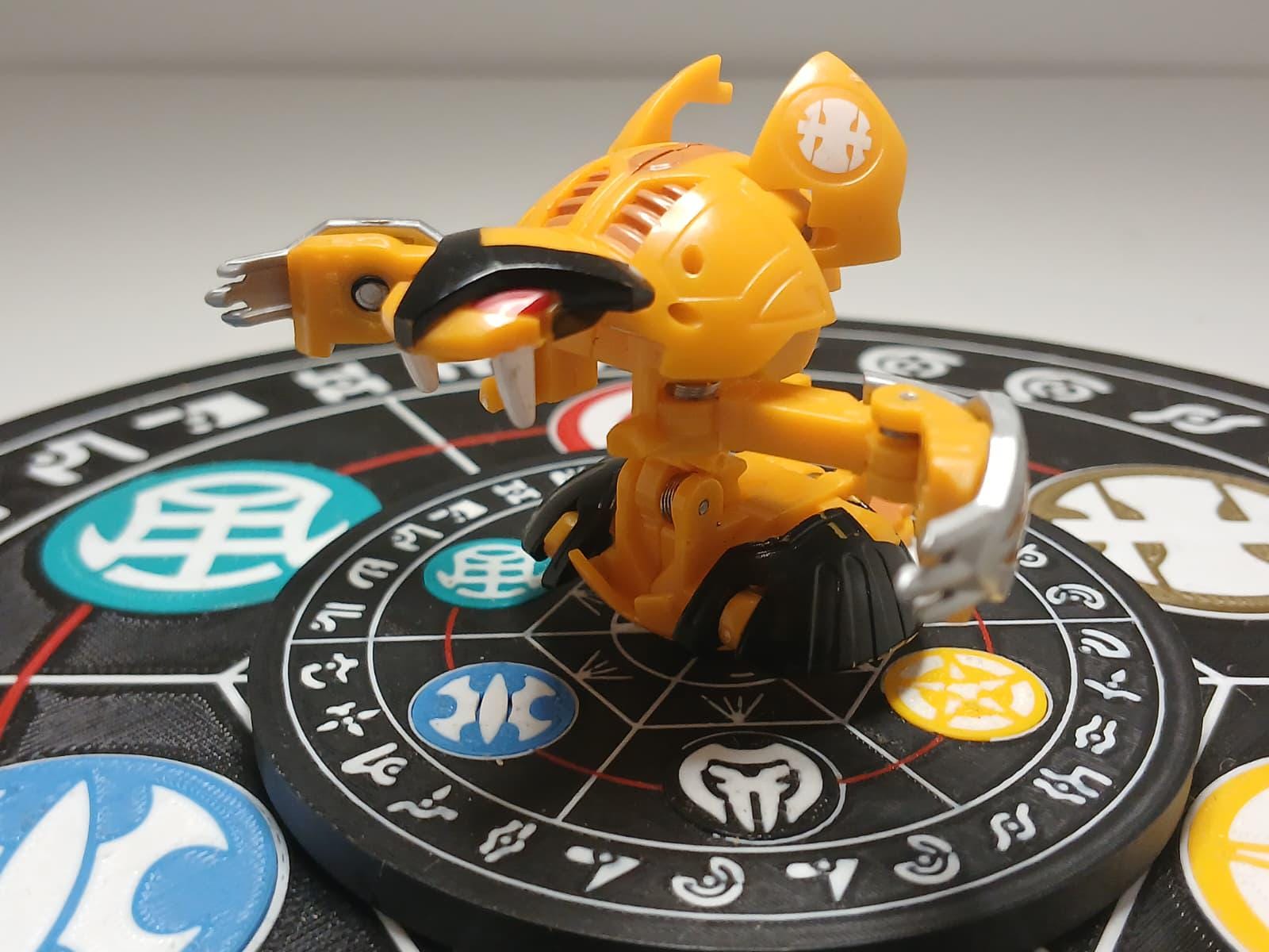 Bakugan Zak Jaguard Yellow Subterra Bakutech MG Japan Import Rare