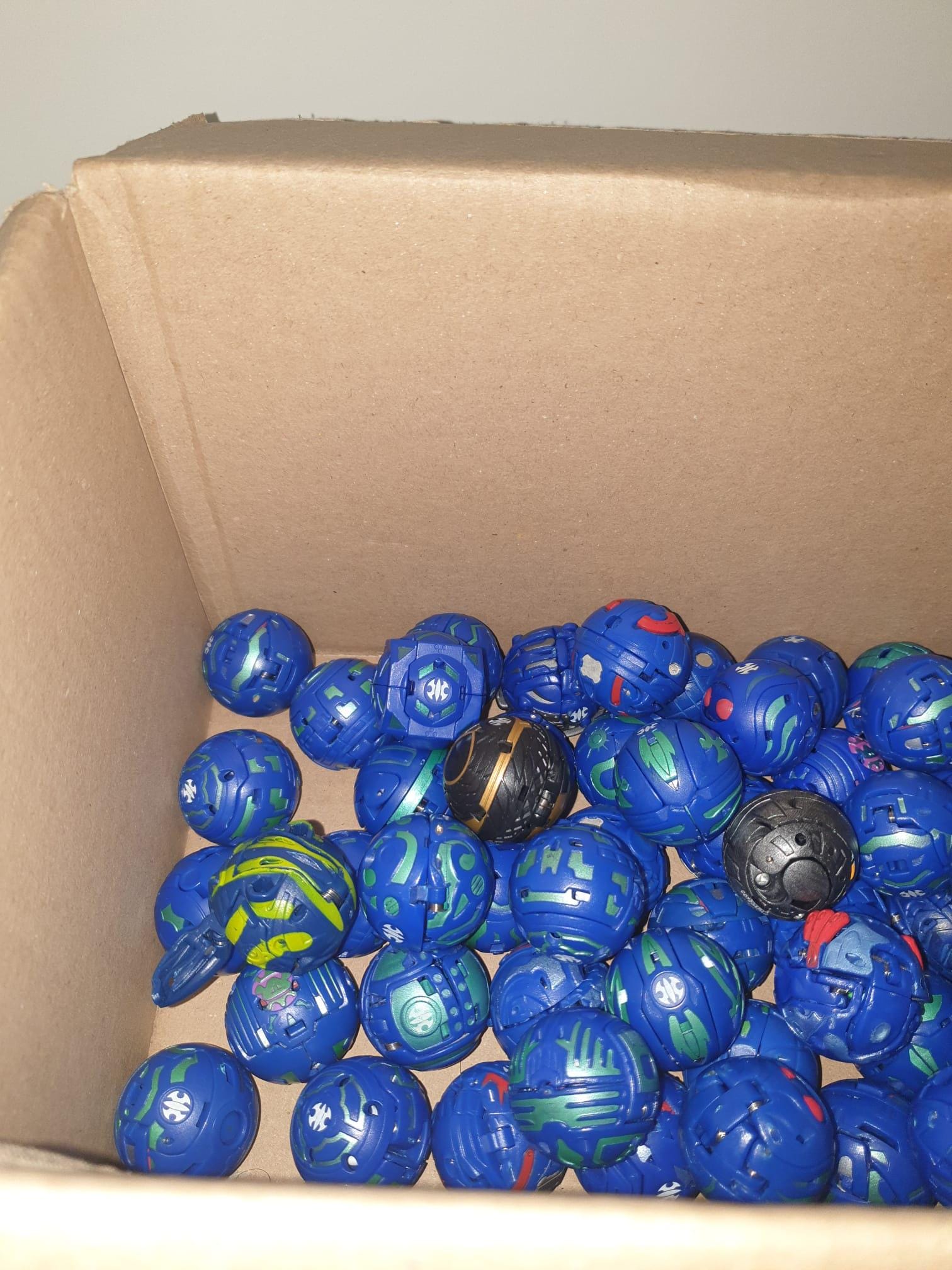 Bakugan Aquos Lot of 4 and 5 Cards CHEAP Battle Brawlers Random