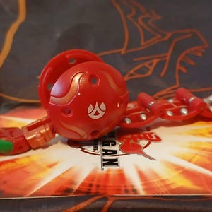 Bakugan Battle Brawlers Red Pyrus Centipoid 470g - Fast shipping