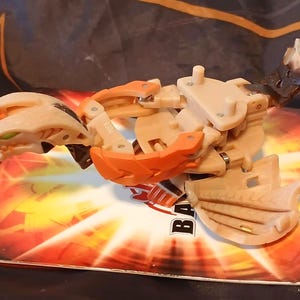 Bakugan Battle Brawlers Tan Subterra Avior 630g RARE - FREE SHIPPING