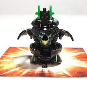 Bakugan Gundalian Invaders Black Darkus Linehalt 800g RZADKI - Szybka wysyłka