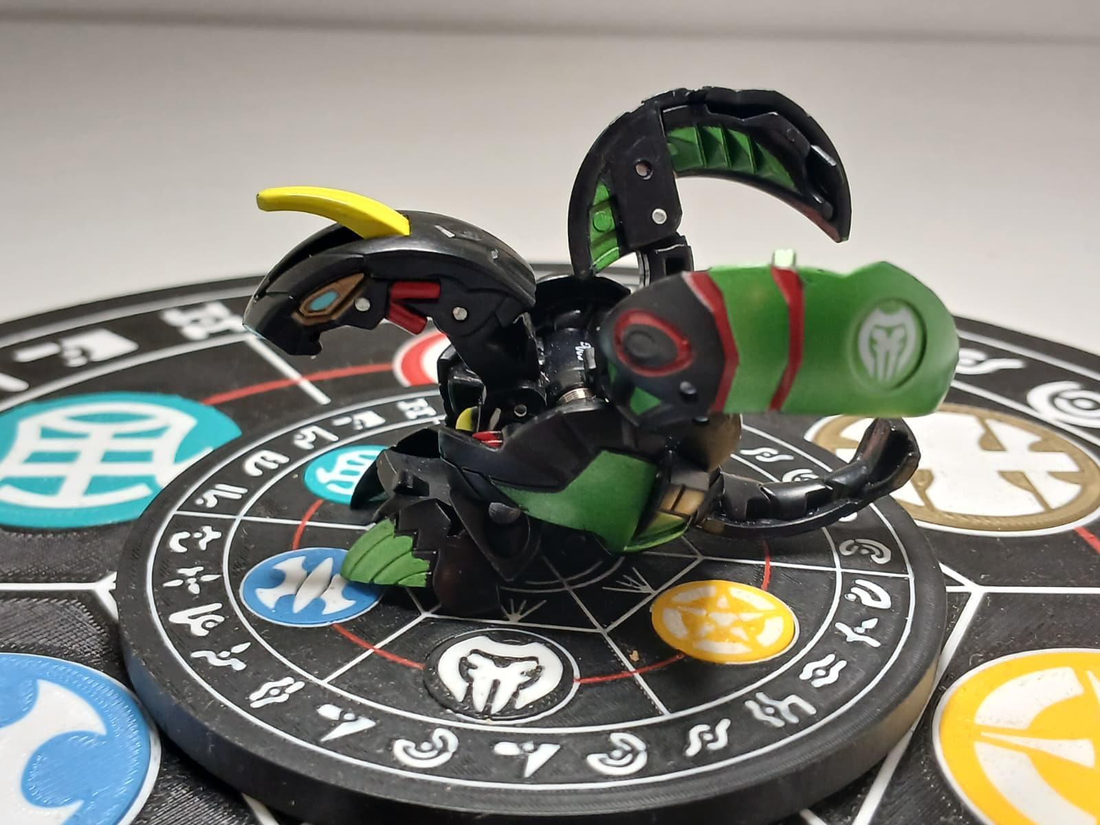 Bakugan Darkus Helios MK II 2 Mg Japan Import Mk2 Battle Brawlers