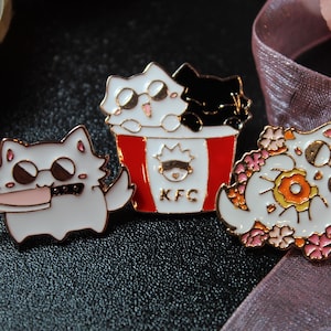 Gojo kitty pins