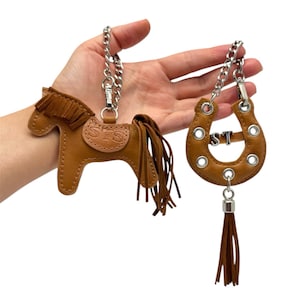 Personalised Leather Keychain Set – Horse & Horseshoe Charms, Custom Bag Decor, Handmade Gift for Women, Lucky Purse , Car Accessories