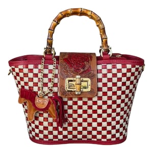 Bolso de mano con cremallera • Bolso de cuero hecho a mano • Bolso de hombro rojo • Asa de bambú • Cartera de diseñador • Regalo personalizado para ella