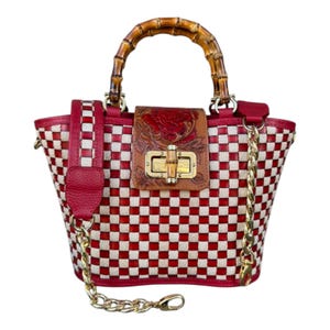 Bolso de mano con cremallera • Bolso de cuero hecho a mano • Bolso de hombro rojo • Asa de bambú • Cartera de diseñador • Regalo personalizado para ella