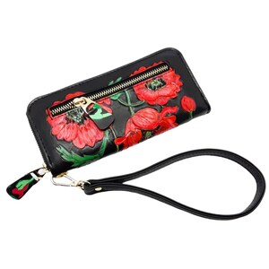 Cartera larga de piel para mujer: Monedero negro hecho a mano con cremallera y amapolas rojas grabadas. Tarjetero, clutch, regalo para damas de honor.