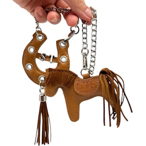 Personalised Leather Keychain Set – Horse & Horseshoe Charms, Custom Bag Decor, Handmade Gift for Women, Lucky Purse , Car Accessories