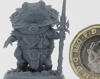 Guerriero lucertola drago barbuto: miniatura non dipinta per D&D, TTRPG / Pepunki Creatures / modelli in scala da 32 mm a 75 mm