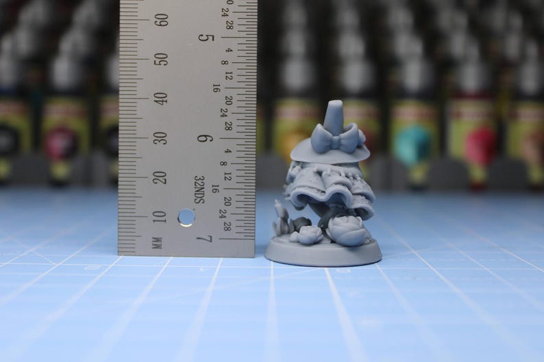 Frog Wizard, Unpainted Pepunki Creatures : Dungeons and Dragons Mini RPG Tabletop Miniature DnD Painting Pathfinder 5e DnD 32mm