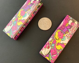 Alice in Wonderland rolling papers
