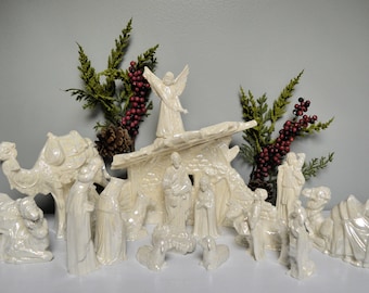 Mother of Pearl Ceramic Nativity Creche Scene