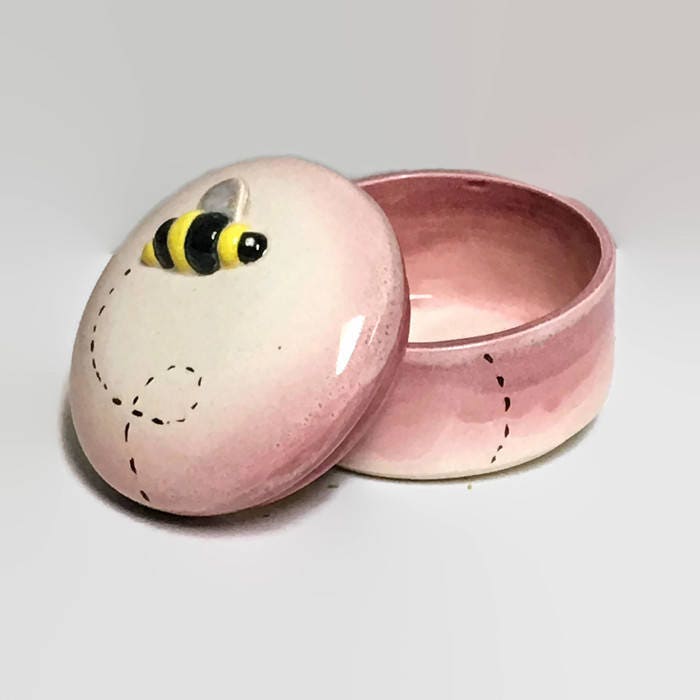 Ceramic Bee Keepsake Box — GrapeVine Ceramics