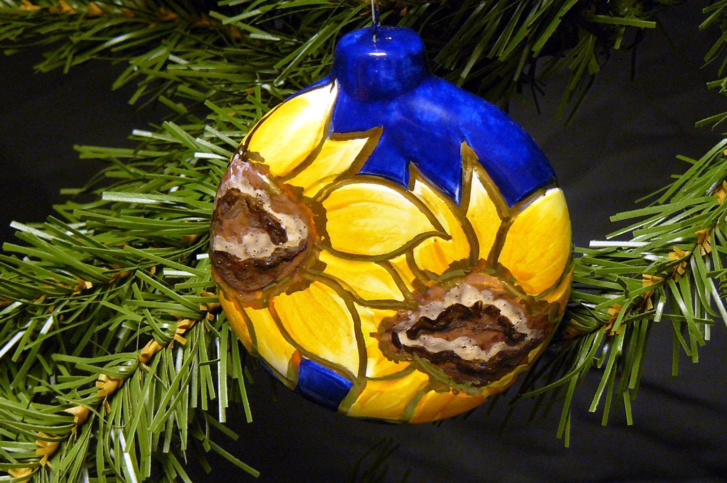 Sinclair Modern Tartan Crest Christmas Ceramic Ornament