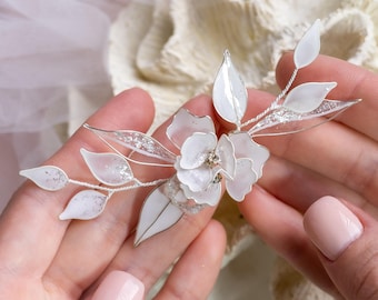 Bridal Hair Pin, Floral Wedding Hair Piece, Handmade Bridal Hair Accessory, Bride Headpiece