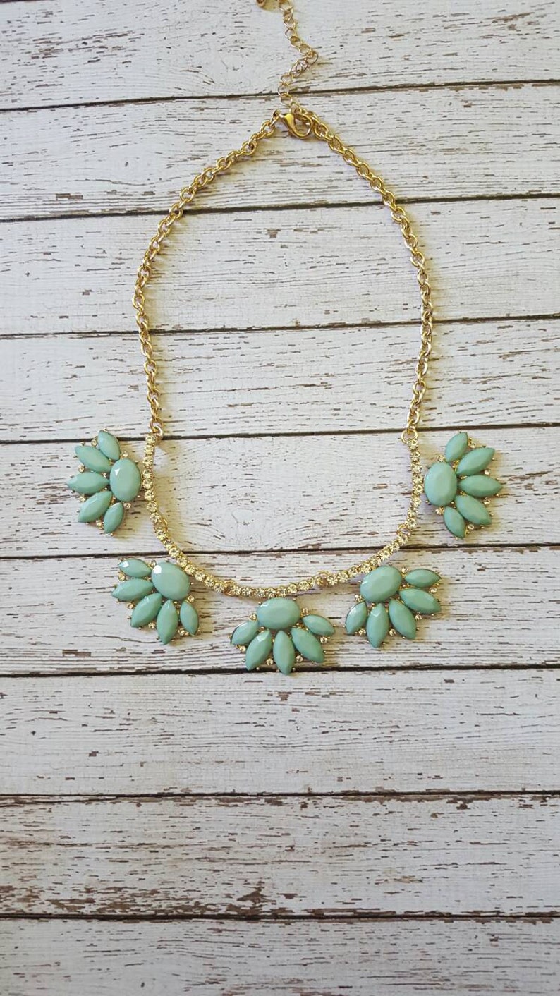 CLEARANCE Beautiful Mint Green Acrylic Rhinestone Necklace with Matching Earrings Set