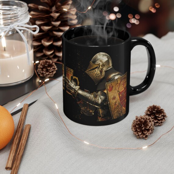 Mittelalterliche Ritter schwarze Tasse - edle Ritterrüstung Tapisserie Kunsttasse klirrende Tankards, Biertoast, heraldisches Schild Wappen Kaffeetasse