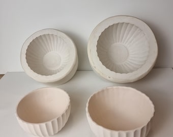 Handmade Plaster Cup/Bowl Mold: Wavy Fluted Design
