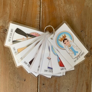 Set of 15 Saint Cards with quotes. Kid Saint Keychain set. First Communion. Baptism Gift. Catholic Gift. Saint Quotes on keychain. Easter. image 4