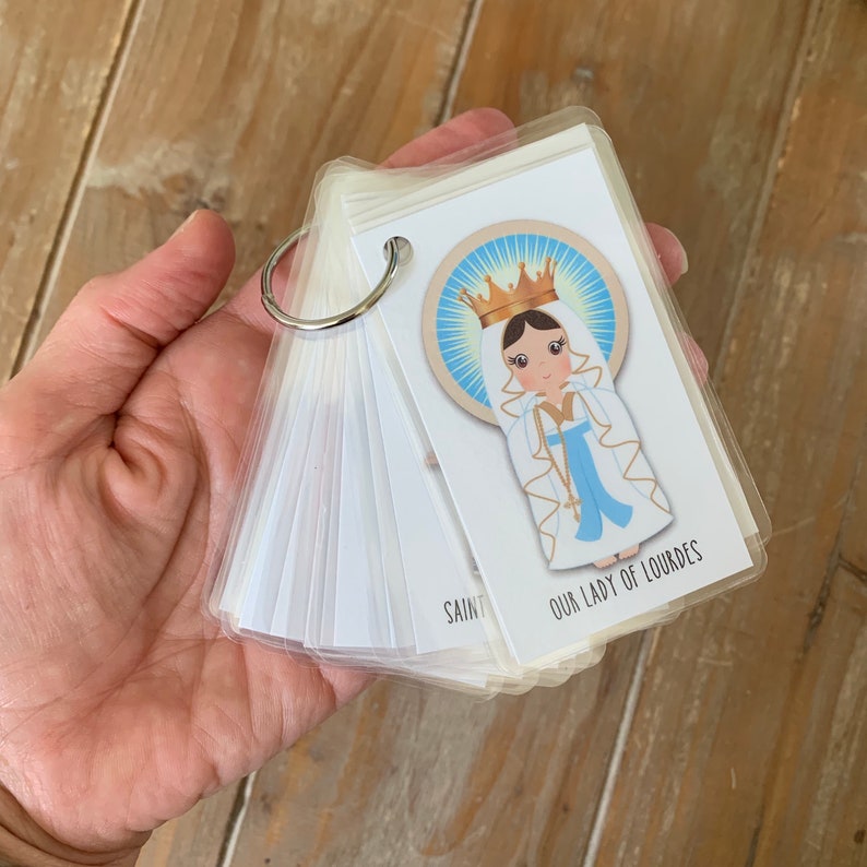 Set of 15 Saint Cards with quotes. Kid Saint Keychain set. First Communion. Baptism Gift. Catholic Gift. Saint Quotes on keychain. Easter. image 6