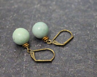 Verde Terra Agate Earrings, Copper Heishi, Copper Green Earrings, Green Agate Earring, Agate Jewelry, Copper Agate, Antique Brass Lever Back