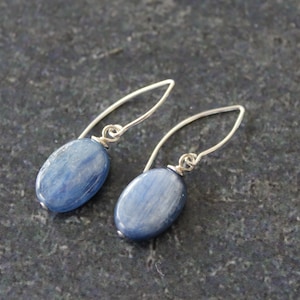 Kyaniet Oorbellen, Blauwe Kyaniet Oorbellen, Kyaniet Sieraden, Blauwe Kyaniet Sieraden, Sterling Zilver, Kyaniet Bungelen, Blauwe Oorbellen, Kyaniet Ovaal