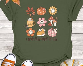 T-shirt confortable automnal : citrouilles, fleurs et icônes de l'automne