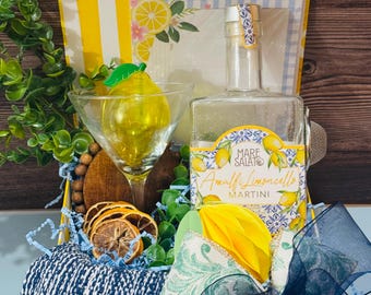 Amalfi Coast Limoncello Martini Gift Box | Italian Lemon Gift Basket| Summer Hostess Gift |Cocktail Lover Gift|Amalfi Inspired Entertaining
